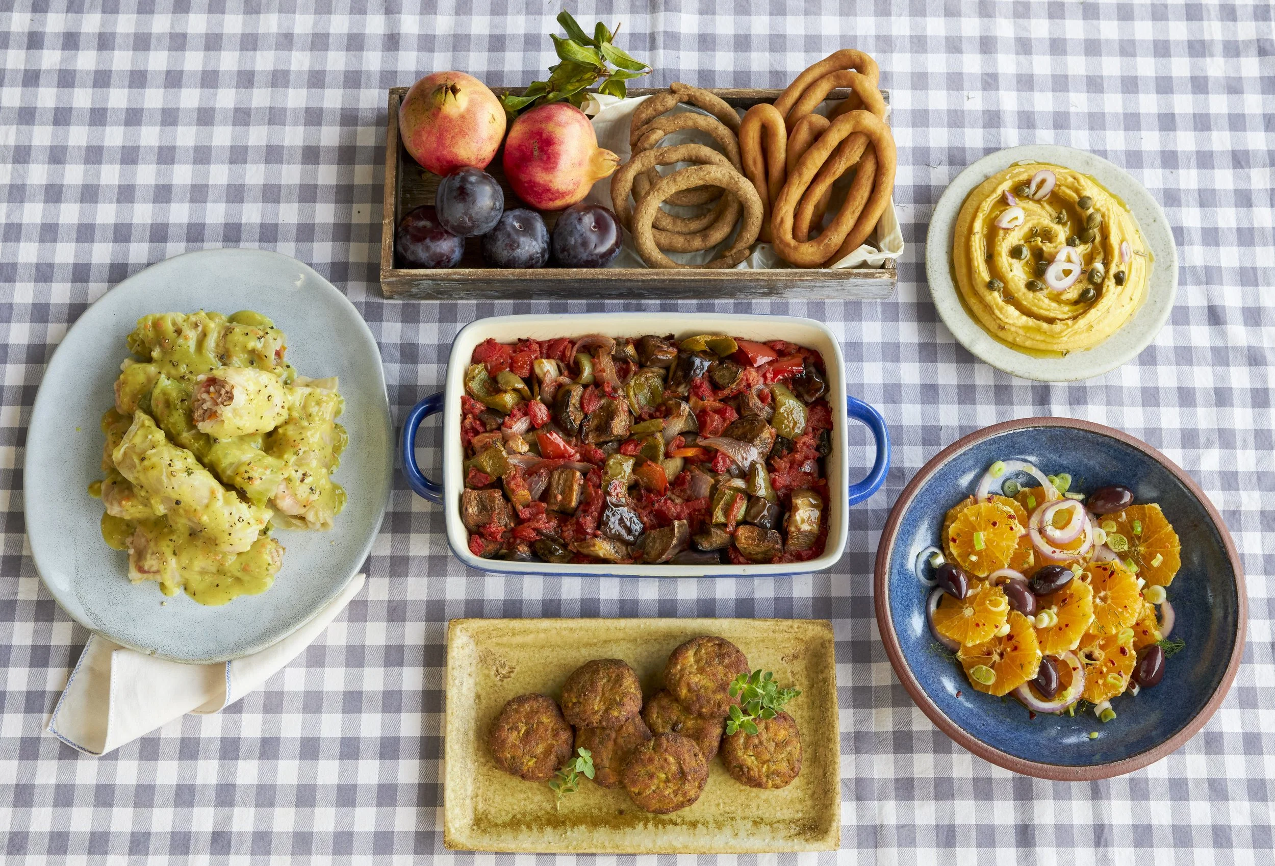 Why is olive oil the foundation of Greek Mediterranean diet?