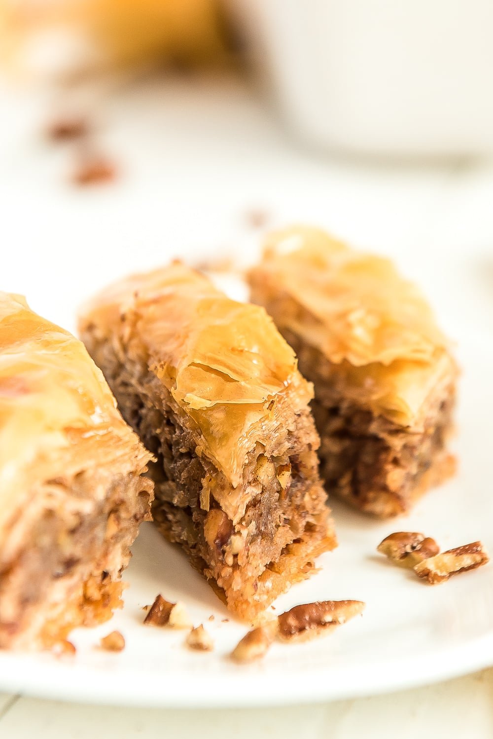 What makes Greek baklava sweet and flaky?